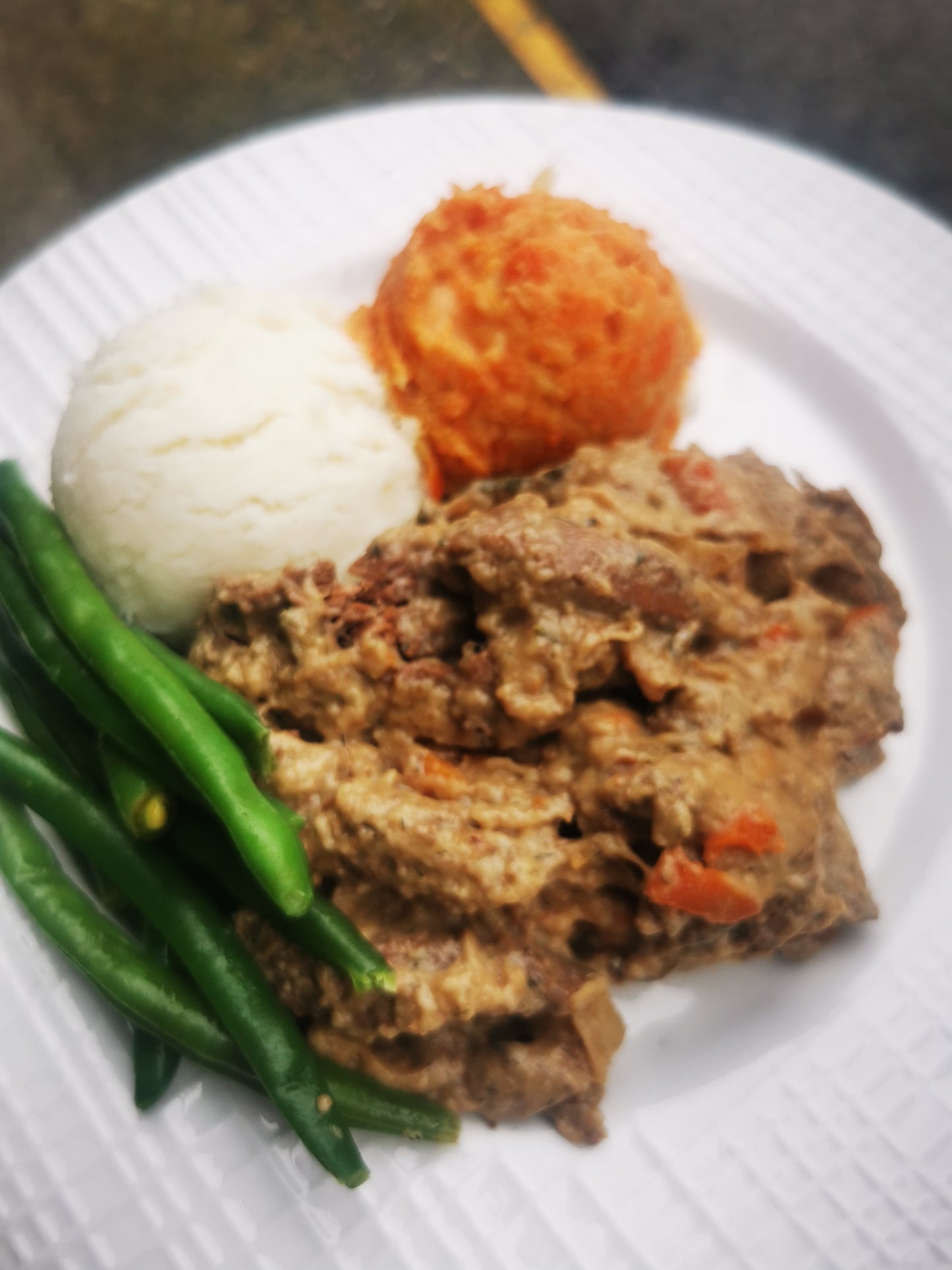 Beef Stroganoff ~ Includes Starch & veggies (Frozen Meal)
