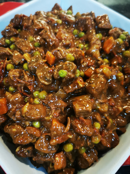 Parkers Beef Stew ~ Includes Starch & Two veggies (Frozen Meal)