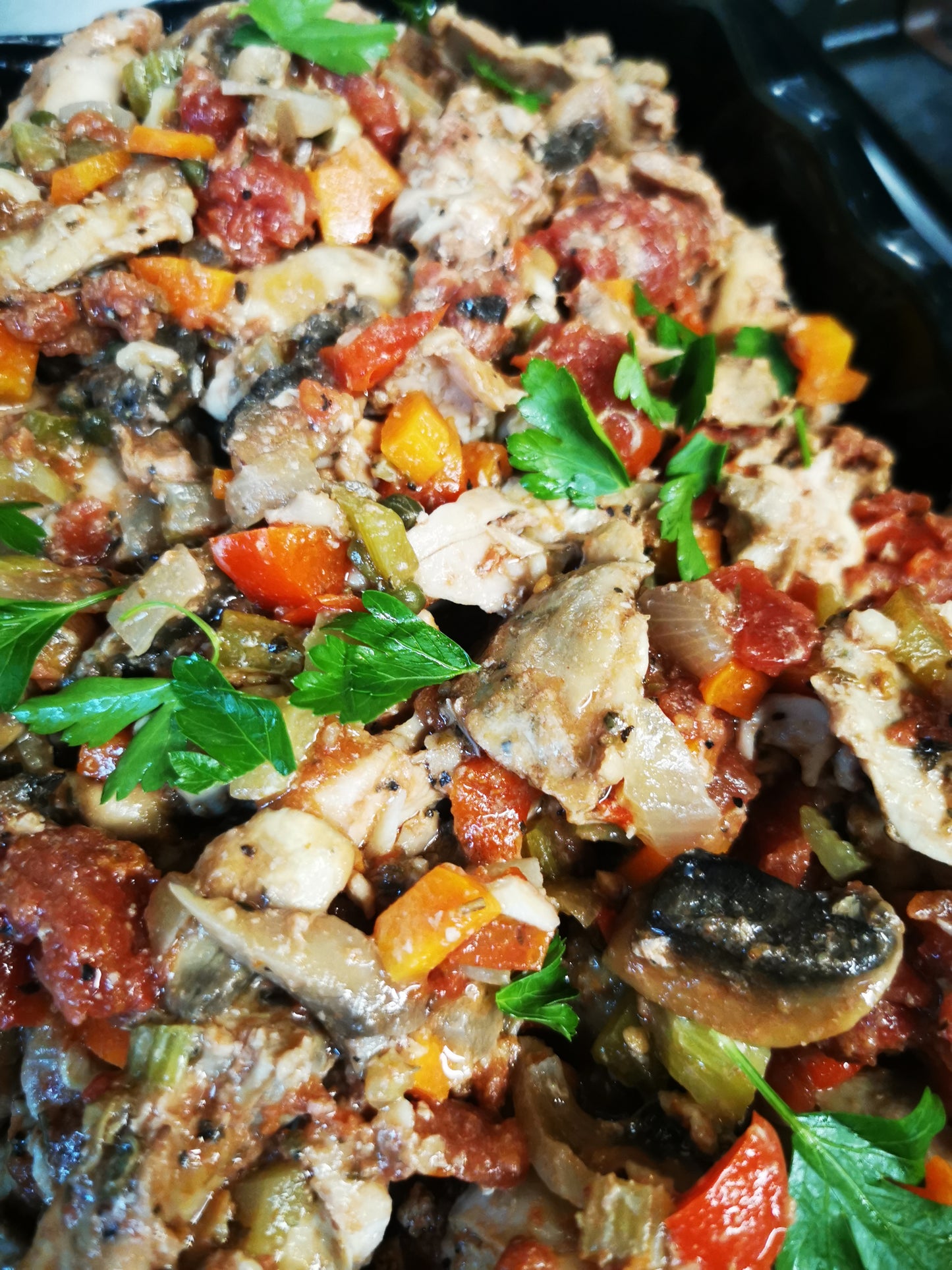 Chicken Cacciatore ~ Includes Starch & two Veggies (Frozen Meal)