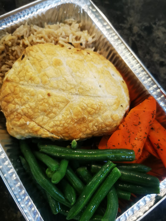 Beef Wellington ~ Includes Starch & Two Veggies (Frozen Meal)