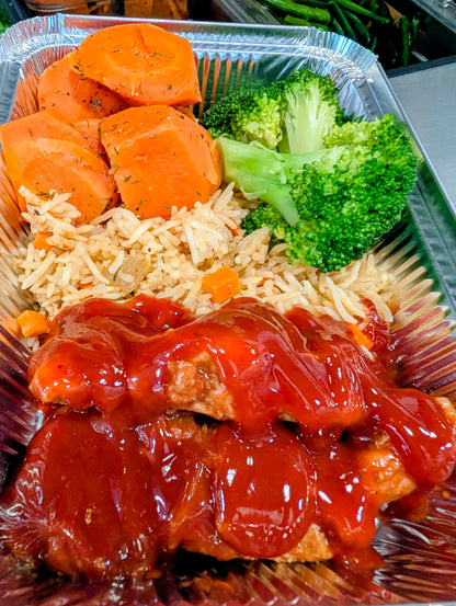BBQ Chicken Thighs ~ Includes Starch & Veggies (Frozen Meal)